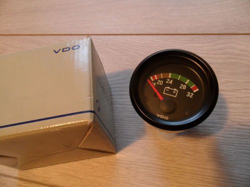 Vdo voltmeter cockpit gauge  new! 52mm 24v 332040001