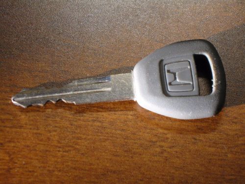 00-01 prelude base sh gray (sub) immobilizer key transponder 35114-sz3-q02