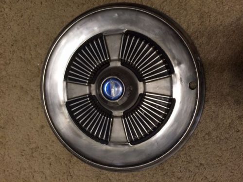 1965 ford hubcap