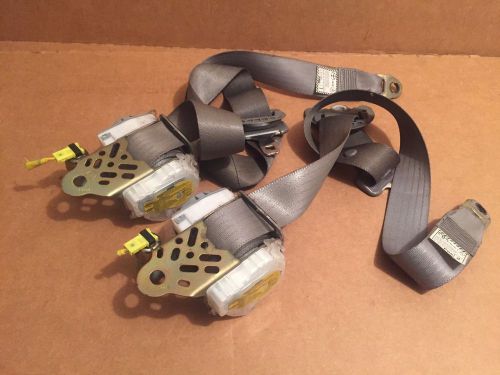 Toyota sienna 04 05 06 07 08 09 front seat belts original set lh+rh grey nice