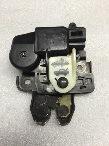 2002-2004 nissan altima oem trunk deck lid latch lock actuator 02 03 04