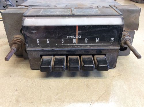 1969 ford mustang factory a/m radio c9za-18806 non-working w/static &amp; light