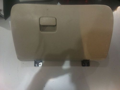 2000 kia sephia glove box glovebox used oem factory 00