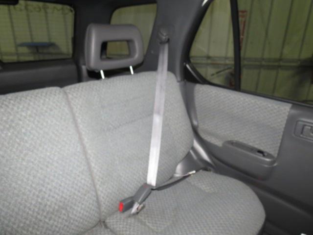 1999 honda passport rear seat belt & retractor only lh driver gray