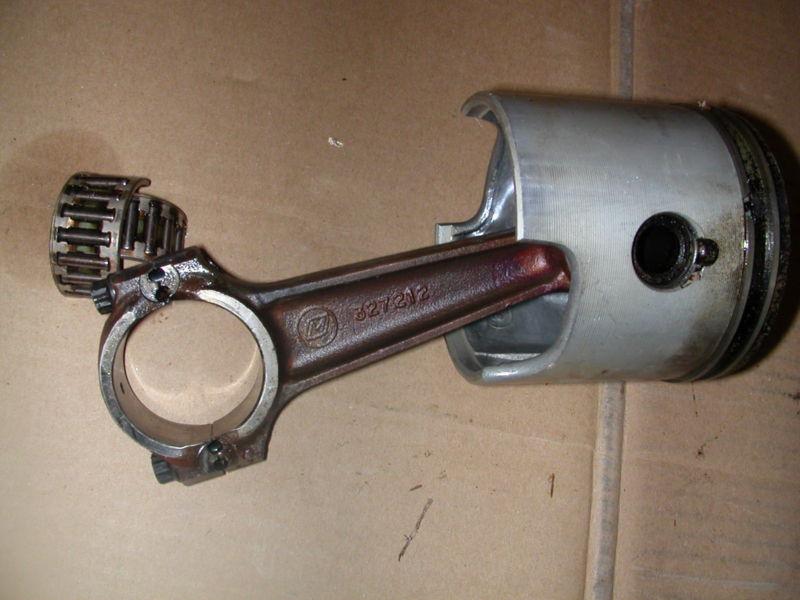   johnson evinrude piston, rod and bearing from a 50hp 1998 evinrude outboard