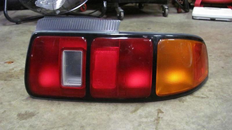 Toyota celica 1994-1999 tail light rh passenger oem liftback brake lamp usdm