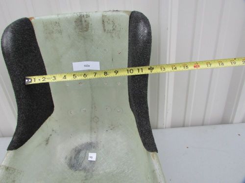 Tillet 1/4 pad fiberglass used seat 11 &#034; at the narrow with padded sides 103 x