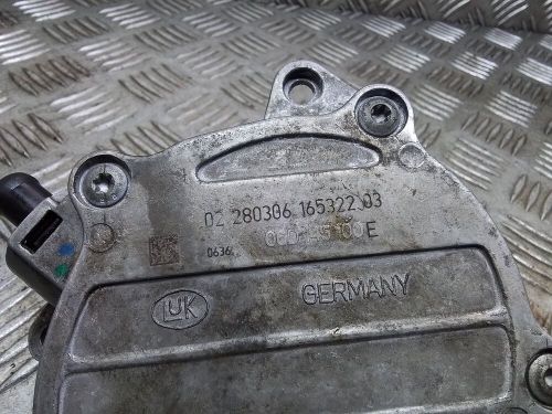 Audi a4 8ec, b7 vacuum pump 06d145100e 2.00 petrol 147kw 2006 21655086-