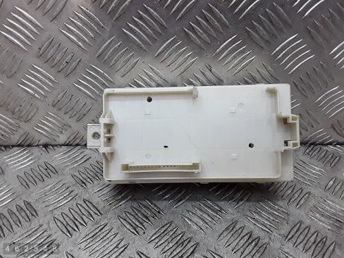 2019 mitsubishi l200 fuse box in the trunk of the car 19639a31