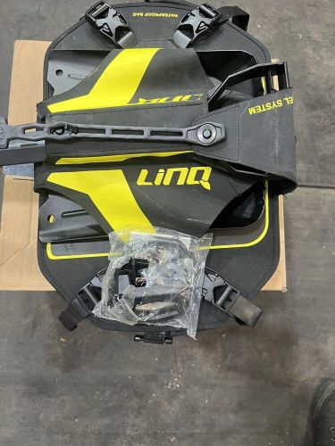 Ski doo linq mount bag with brp shovel and linq mounts