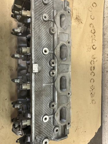 Performance dodge neon dohc 2.0l cylinder head