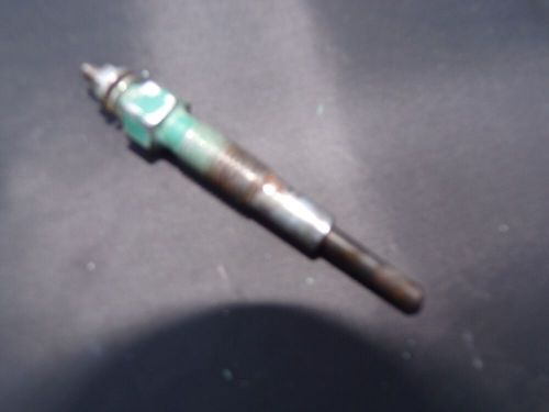 Volvo penta d2-75c 4 cylinder marine diesel glow plug clean,hard to find