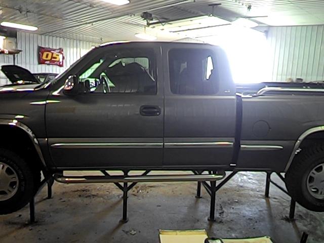 2000 gmc sierra 1500 pickup 98460 miles front door left