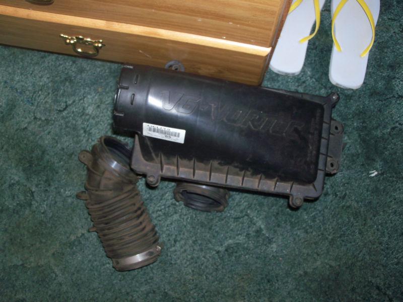 03 chevy blazer air intake box