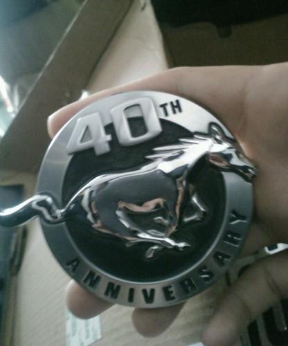 40th anniversary mustang emblem