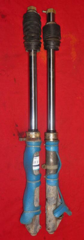 Yamaha - 1977 - 1978 /  it175 / it250 / it400 - 36mm front forks - rare!