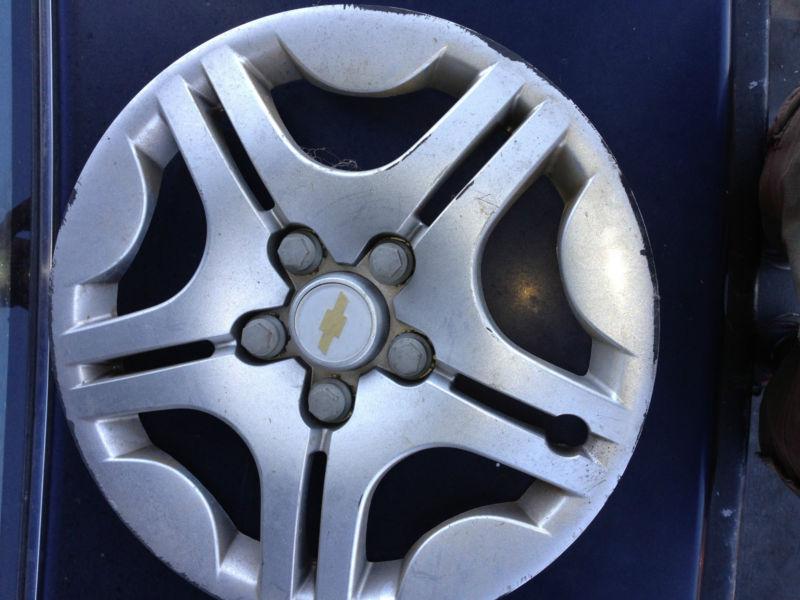 2004-2008 chevy malibu cobalt 15" hubcaps oem