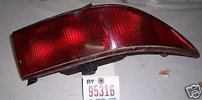 Buick skylark tail light/lamp right/outer 1992 1993 1994 1995 1996 1997 1998