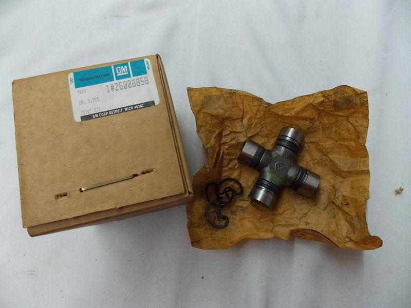 New genuine gm 26008858 propeller shaft universal joint kit