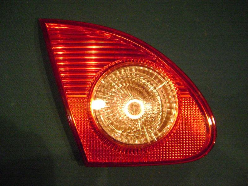 2003-2008 toyota corolla left inner taillamp  