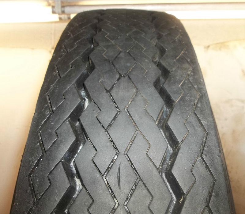 Firestone 8-19.5/e transport 110 bias 10 ply 8195