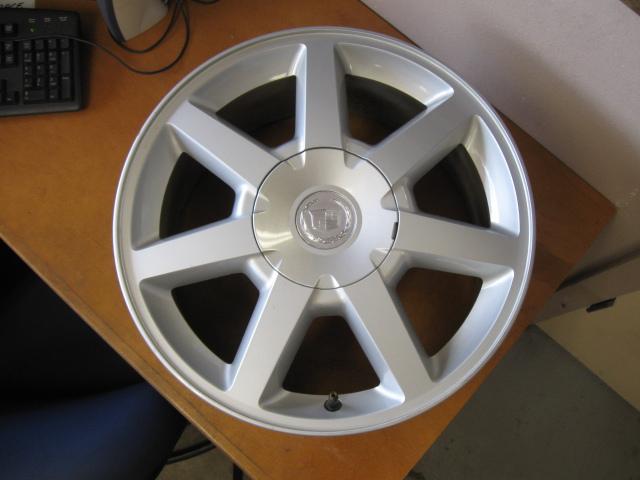 2004 - 20011 cadillac cts factory alloy wheel 17 inch