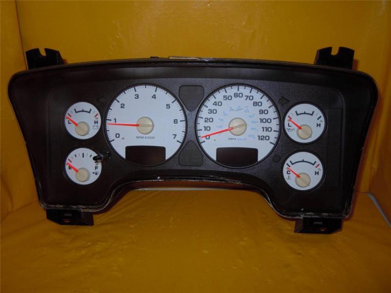 04 05 dodge 1500 2500 3500 speedometer instrument cluster dash panel 112,312