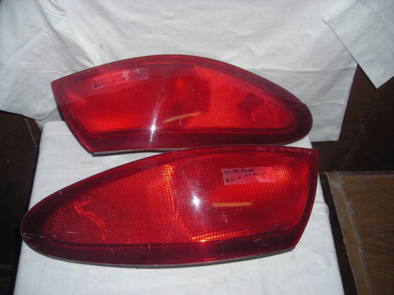 1997-1998 ford escort tail lights