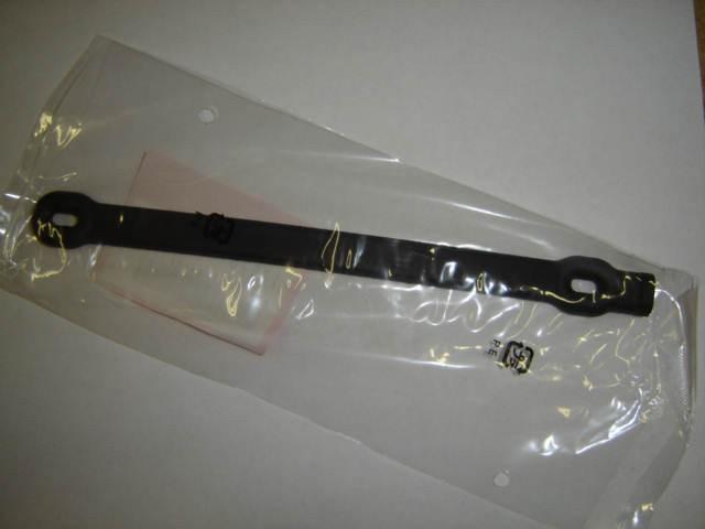 Oem honda gas tank rear strap qa50 k0-k3 nib