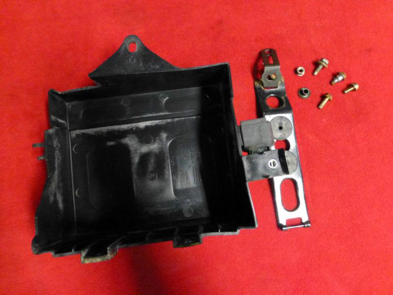 88-00 1993 honda goldwing gl gl1500 battery tray box & bolts etc