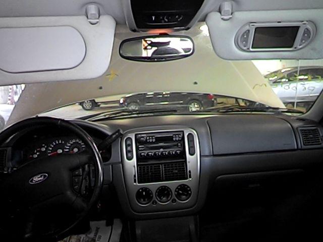 2004 ford explorer glove box door 2640992