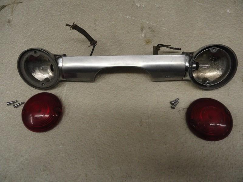 Panhead-shovelhead "good used" 1963-72 rear turn signal bar #68526-63