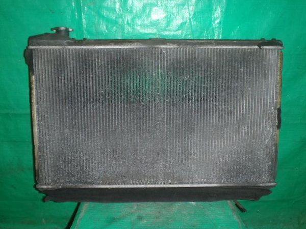 Toyota crown majesta 2001 radiator [2220400]