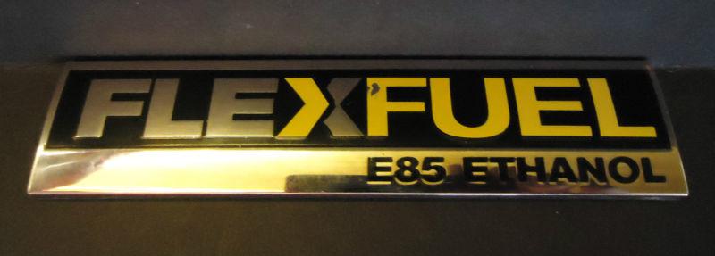 Used genuine oem gm "flexfuel e85 ethanol" nameplate # 15916629 size 4 1/2"x1"