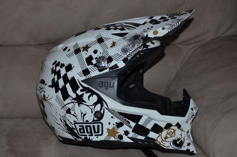 Agv ax8 mx helmet ax-8 l large white worn once free shipping & no reserve!!!