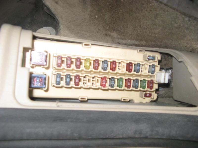 00 01 mazda mpv fuse box interior under dash