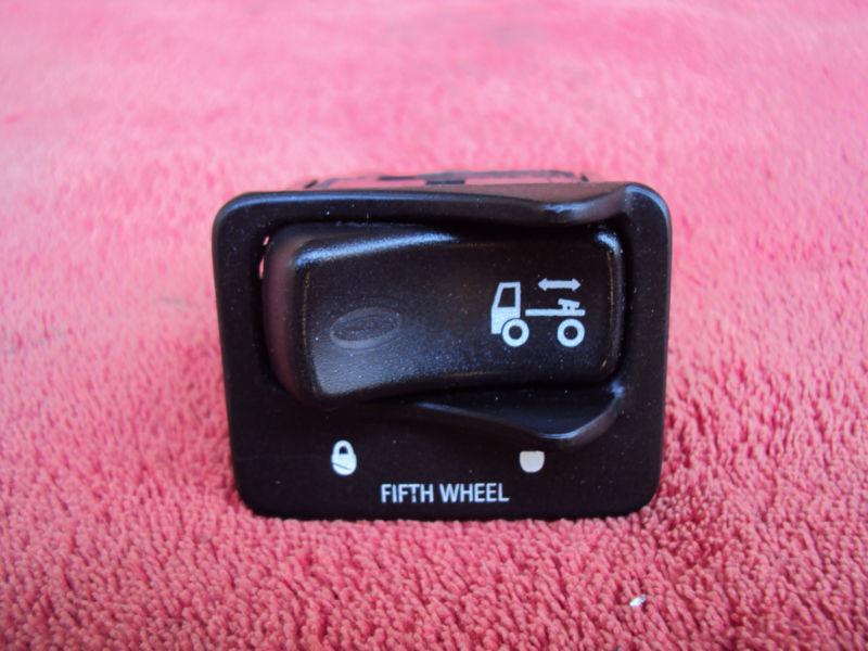 Peterbilt 379 fifth 5th wheel rocker switch  valve 330 357 378 377 385