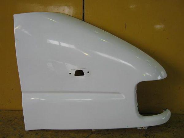 Isuzu elf 1997 right fender panel [2610600]