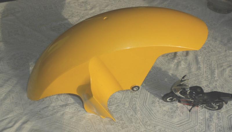   yamaha 2008 r6 -  front fender (yellow metallic)