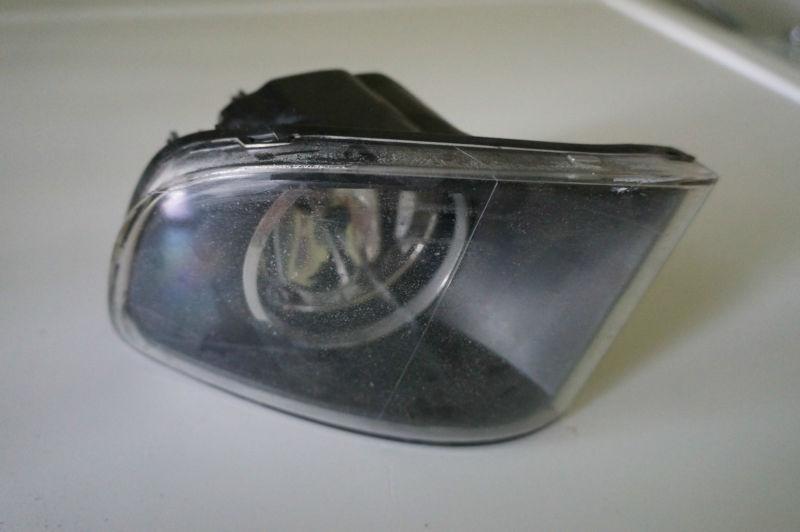 07 08 09 10 11 bmw 3 series coup conv  e92 e93 foglight bumper fog lamp 6937465