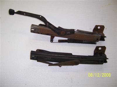 Seat track set rh used 82-92 camaro firebird