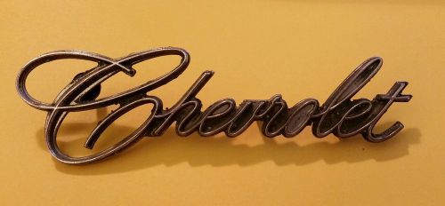 Vintage 1969 1975 chevy chevrolet impala caprice trunk emblem 9818006