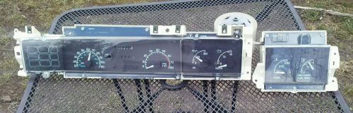 Buick regal instrument/gauge cluster 4-door oem 1993