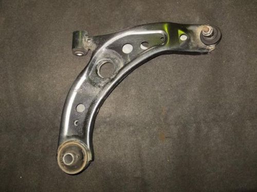 Toyota passo 2011 front right lower arm [9651720]