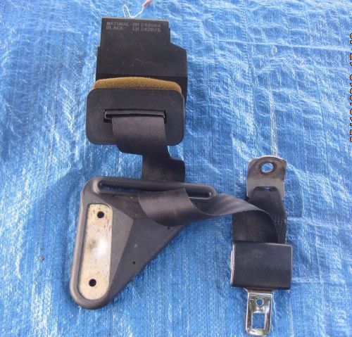 1989-1992 camaro firebird left rear seat belt assembly black