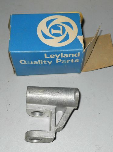 Nos stanpart front rocker pedestal 144973. triumph spitfire iii, iv, 1500 -----&gt;