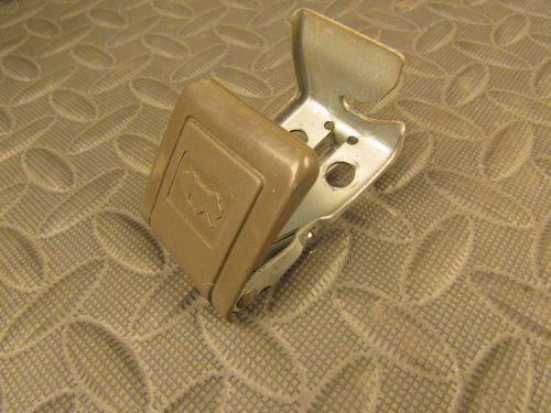 Toyota 4runner surf hilux pickup truck hood bonnet tan release latch handle 99