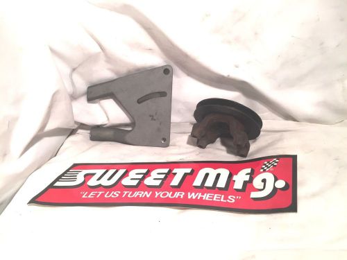 Sweet quick change power steering bracket pulley yoke