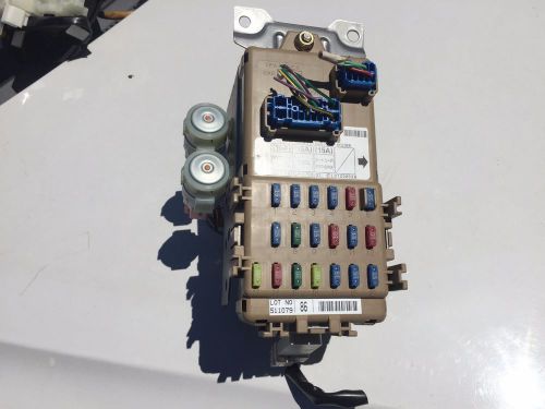 06 07 08 subaru forester oem main fuse relay box