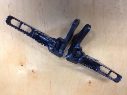 Trx250r oem footpegs foot pegs trx 250r fourtrax 1986 1987 86 87